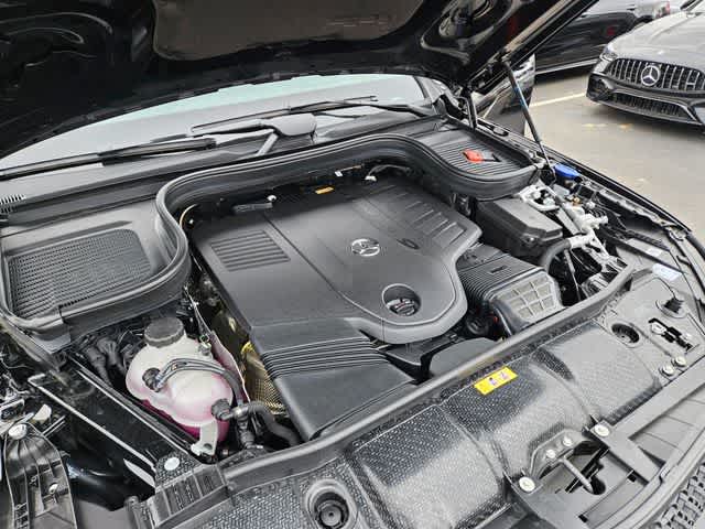 Thumbnail: 2026 Mercedes-Benz GLE - 15