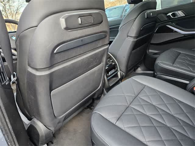 Thumbnail: 2024 BMW X7 - 19