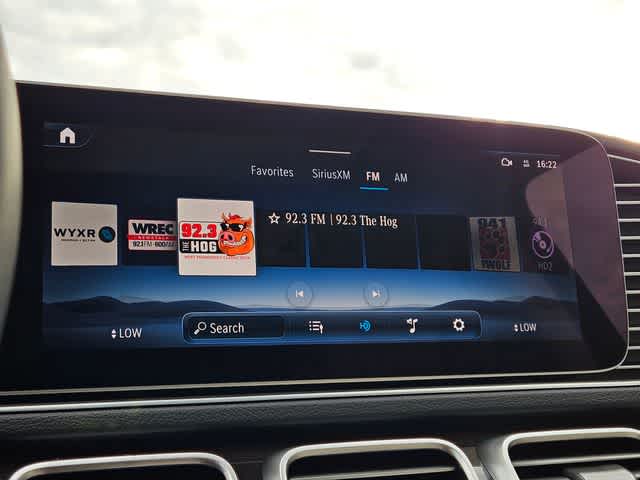 Thumbnail: 2026 Mercedes-Benz GLE - 32