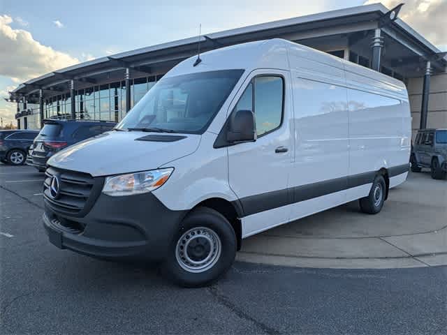 Thumbnail: 2026 Mercedes-Benz CLE - 1