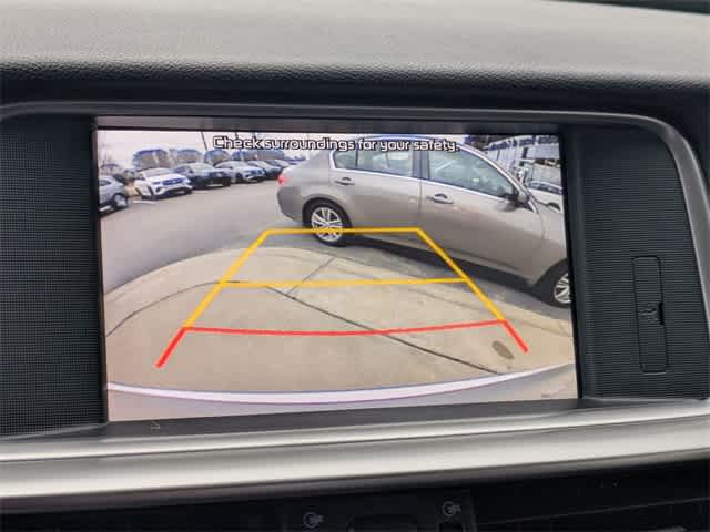 Thumbnail: 2020 Kia Optima - 26