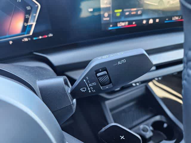 Thumbnail: 2025 BMW 2 Series - 25