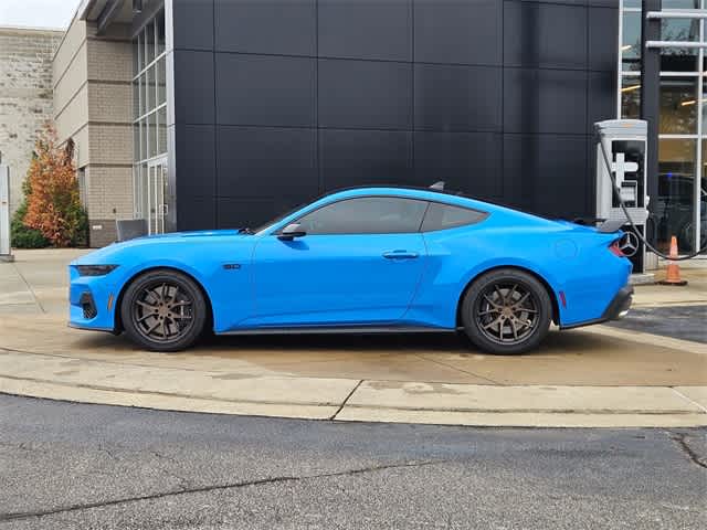 Thumbnail: 2025 Ford Mustang - 4