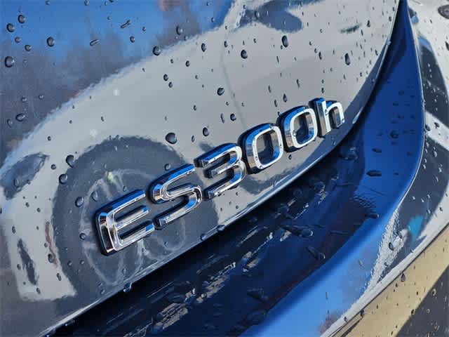 Thumbnail: 2024 Lexus ES - 12