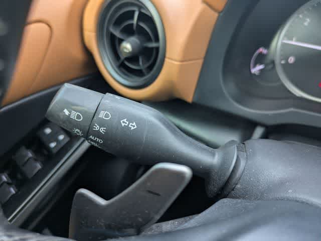 Thumbnail: 2024 Lexus IS - 25