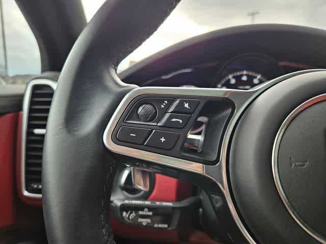 Thumbnail: 2023 Porsche Cayenne - 23