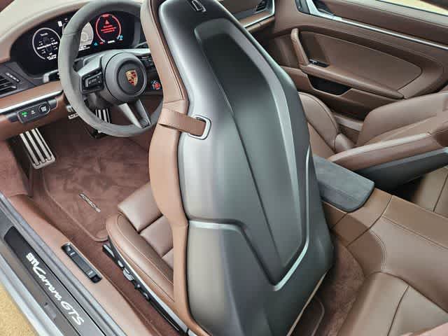 Thumbnail: 2026 Porsche 911 - 12