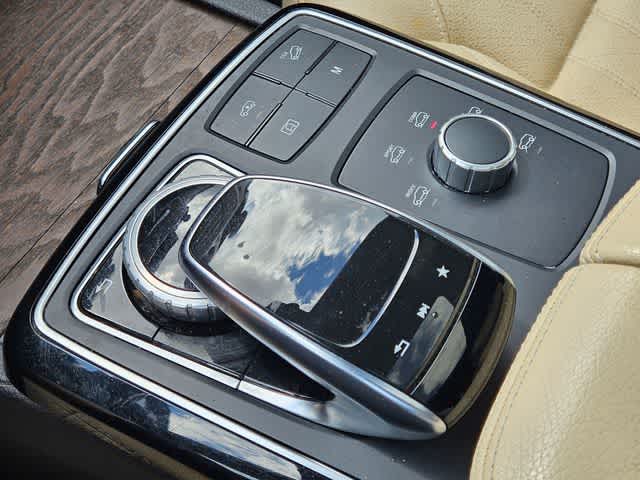 Thumbnail: 2019 Mercedes-Benz GLS - 32