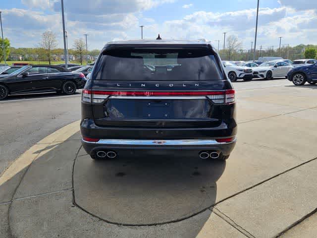 Thumbnail: 2022 Lincoln Aviator - 8