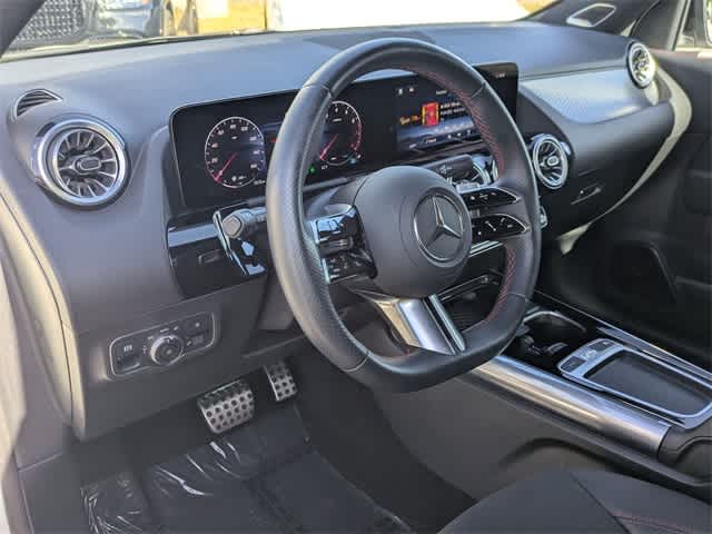 Thumbnail: 2025 Mercedes-Benz GLA - 10