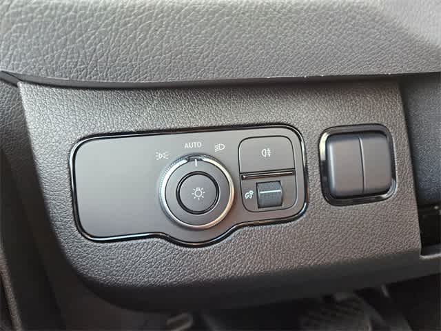 Thumbnail: 2026 Mercedes-Benz Sprinter - 19