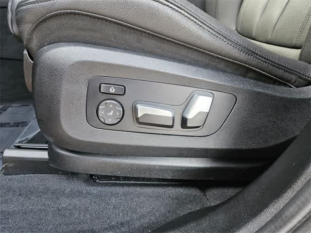 Thumbnail: 2022 BMW X5 - 16