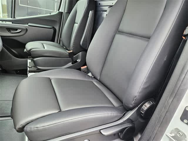 Thumbnail: 2026 Mercedes-Benz Sprinter - 15