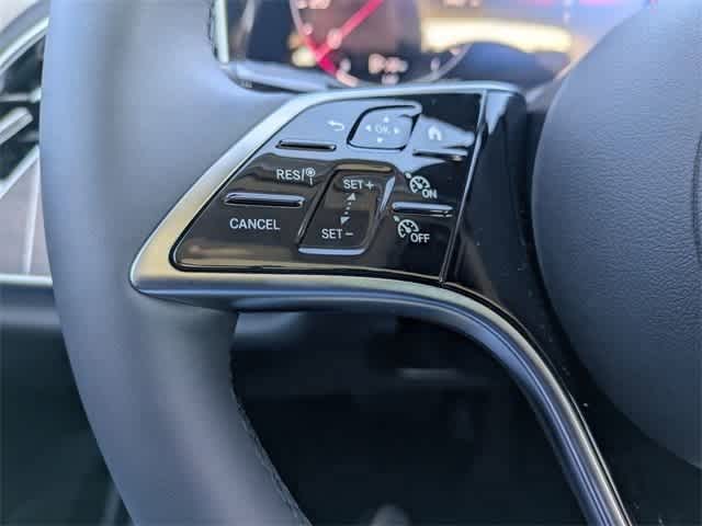 Thumbnail: 2025 Mercedes-Benz E-Class - 19