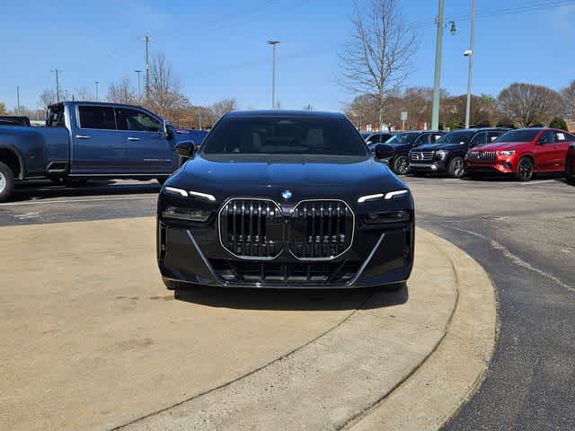 Thumbnail: 2025 BMW 7 Series - 4