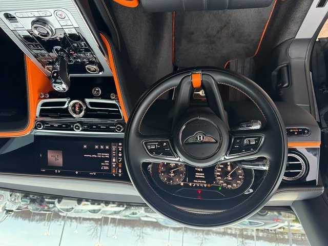 Thumbnail: 2024 Bentley Flying Spur - 3