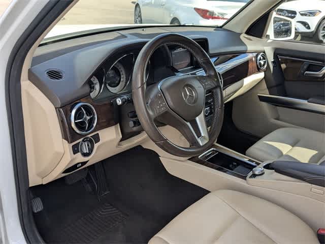 Thumbnail: 2015 Mercedes-Benz GLK - 11