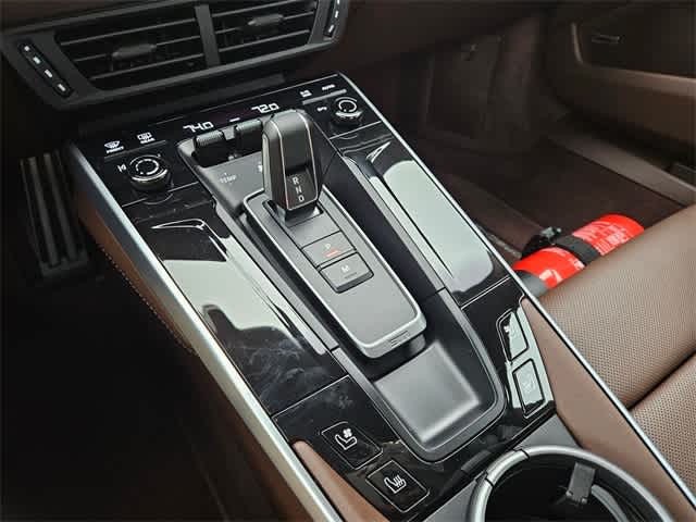 Thumbnail: 2026 Porsche 911 - 30