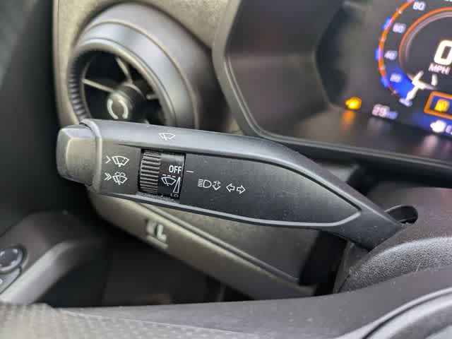 Thumbnail: 2024 Chevrolet Colorado - 23