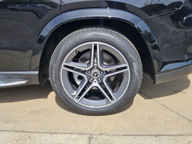Thumbnail: 2024 Mercedes-Benz GLS - 13