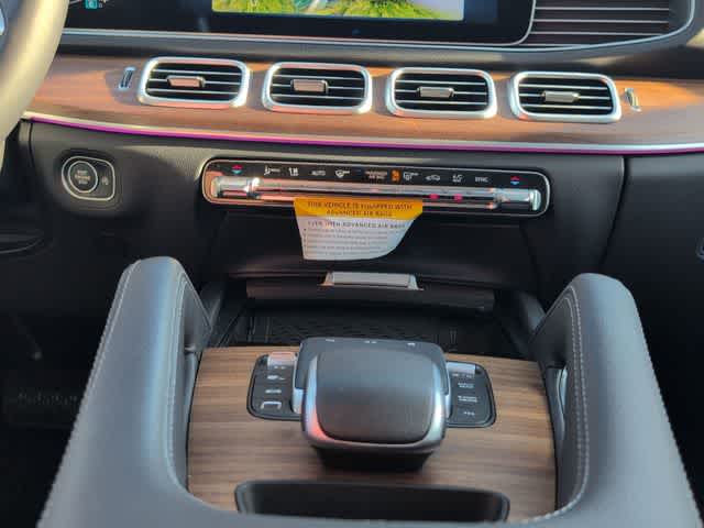 Thumbnail: 2026 Mercedes-Benz GLE - 28