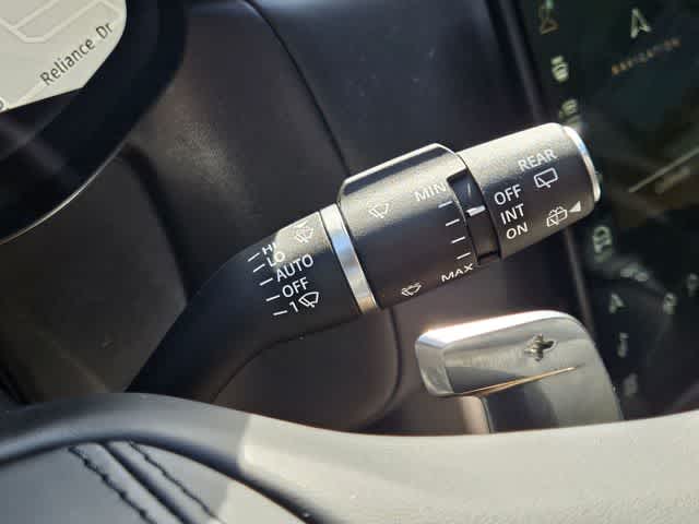 Thumbnail: 2025 Land Rover Range Rover - 29