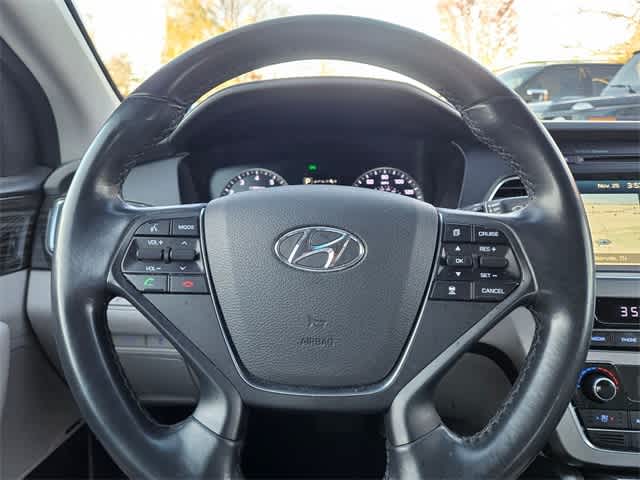 Thumbnail: 2017 Hyundai Sonata - 22