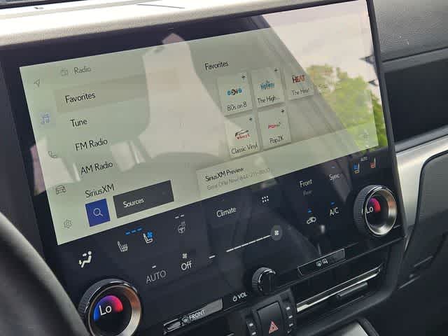 Thumbnail: 2024 Lexus GX - 32