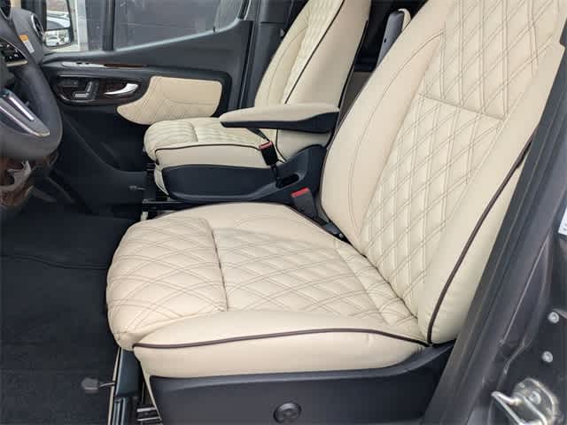 Thumbnail: 2024 Mercedes-Benz Sprinter - 14