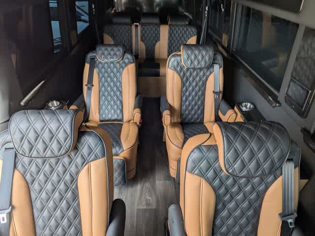 Thumbnail: 2024 Mercedes-Benz Sprinter - 19