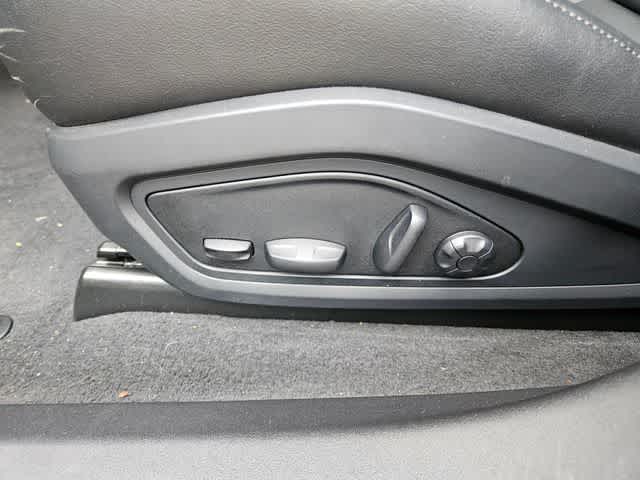 Thumbnail: 2023 Porsche Taycan - 15