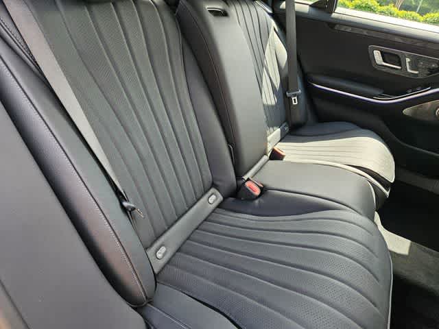 Thumbnail: 2026 Mercedes-Benz S-Class - 21