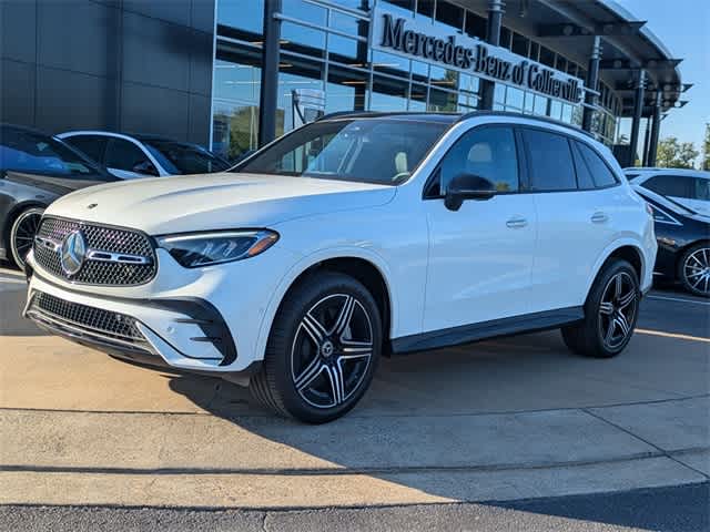 2023 Mercedes Benz GLC 300 photo 4