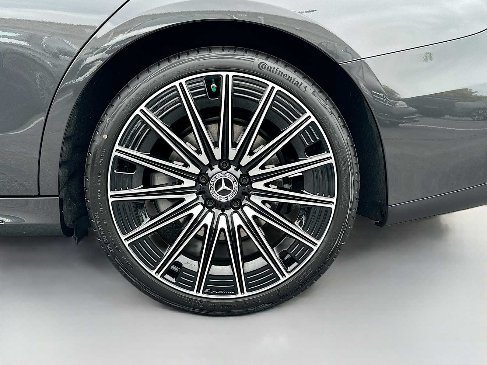 Thumbnail: 2026 Mercedes-Benz E-Class - 32