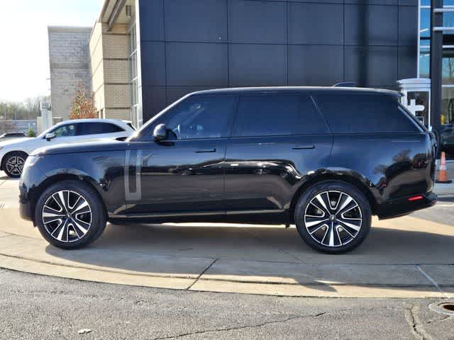 Thumbnail: 2025 Land Rover Range Rover - 5