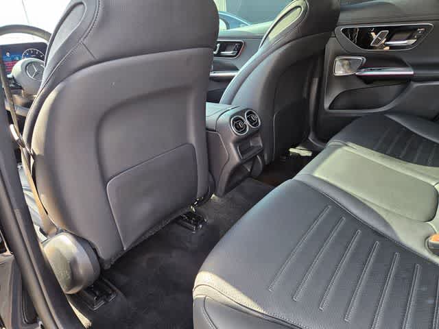 Thumbnail: 2025 Mercedes-Benz GLC - 19