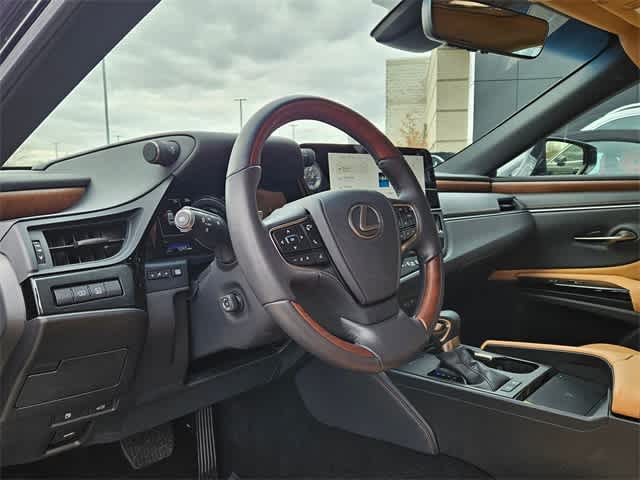 Thumbnail: 2024 Lexus ES - 2