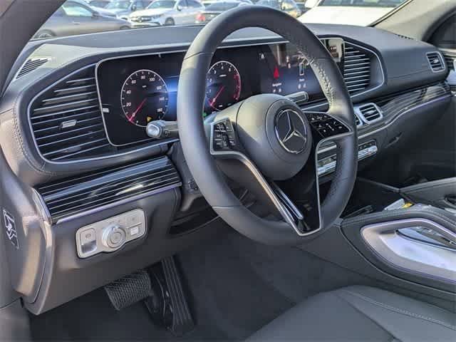 2025 Mercedes Benz GLE 450 4MATIC photo 2
