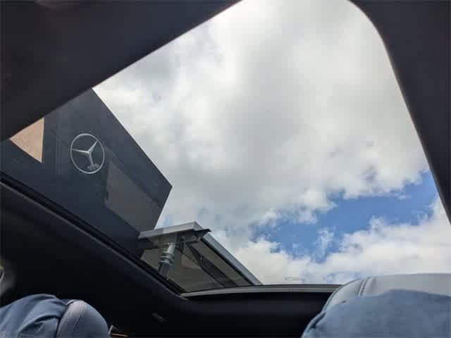 Thumbnail: 2025 Mercedes-Benz GLE - 26