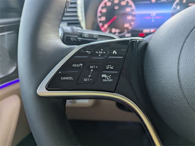 Thumbnail: 2026 Mercedes-Benz GLE - 25