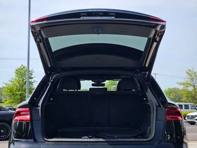 Thumbnail: 2019 Audi Q8 - 7