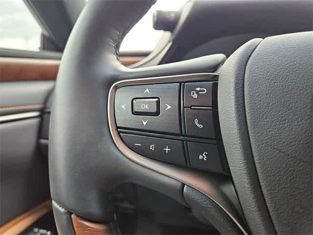 Thumbnail: 2024 Lexus ES - 25