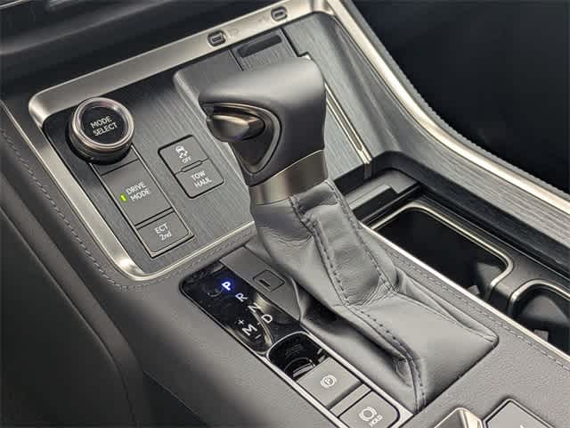 Thumbnail: 2025 Lexus GX - 33