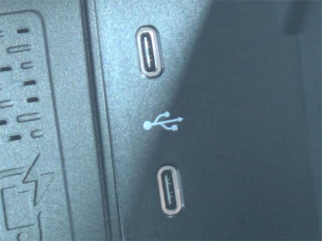 Thumbnail: 2025 Mercedes-Benz GLE - 31