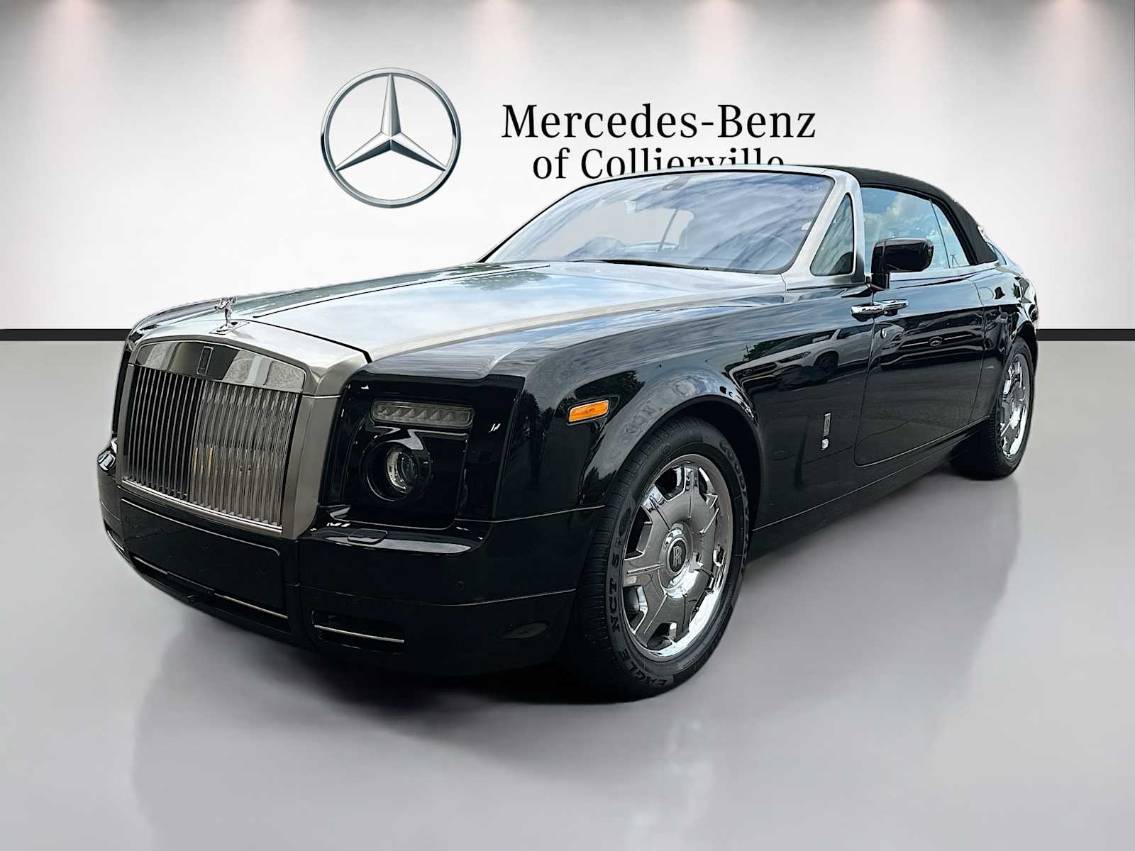 2009 Rolls-Royce Phantom Drophead Coupe's photo