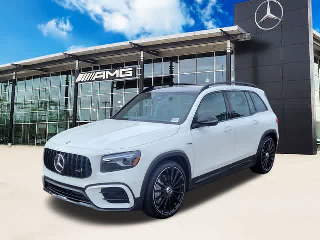 2025 Mercedes-Benz GLB GLB 35 AMG 4MATIC's photo