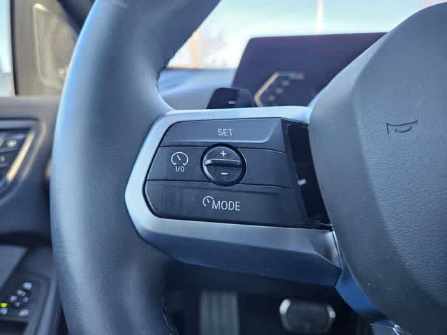 Thumbnail: 2025 BMW 2 Series - 23