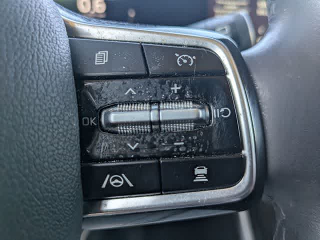 Thumbnail: 2024 Kia Carnival - 25