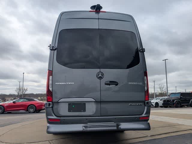 Thumbnail: 2024 Mercedes-Benz Sprinter - 8
