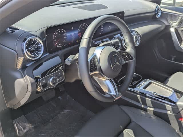 2025 Mercedes-Benz CLA 250 2